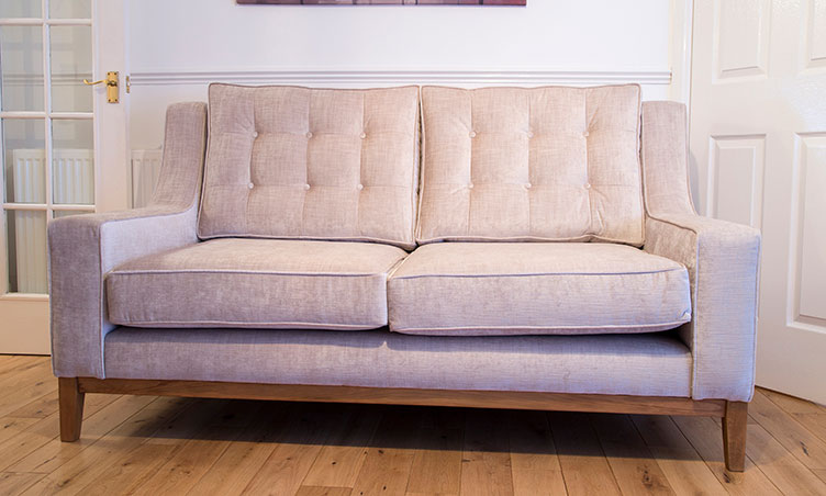 San Diego Sofa: Classic Sofa Design.